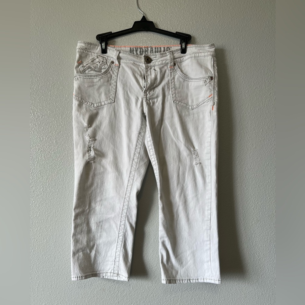 Distressed capri’s
